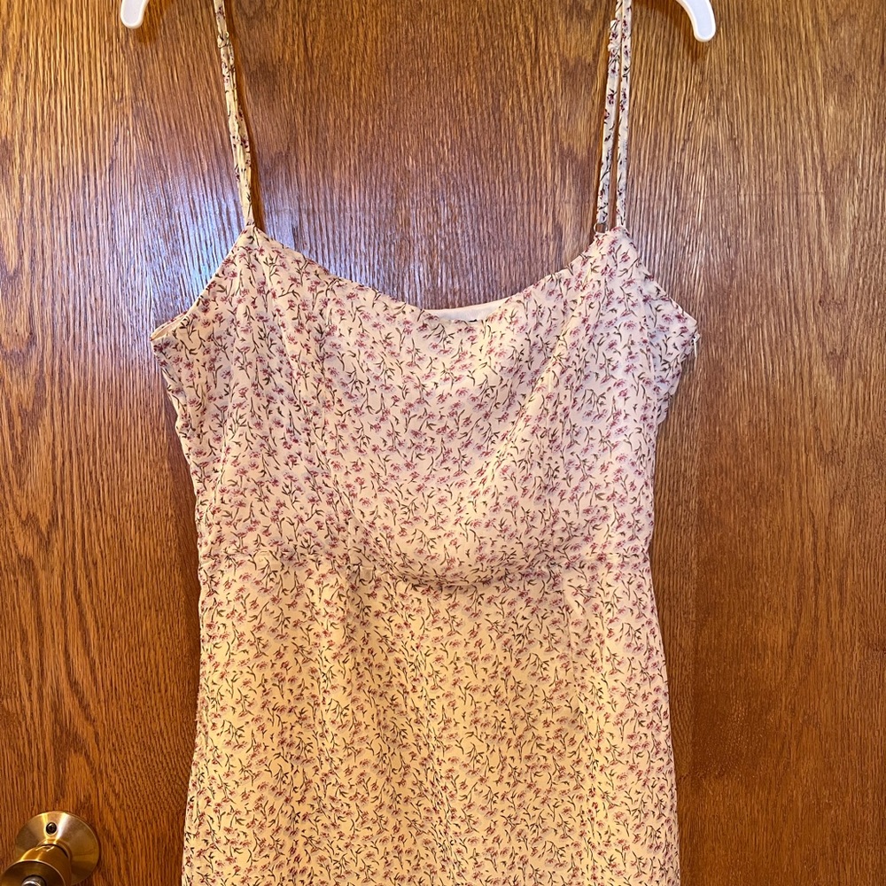 Short, strappy floral dress. Nasty gal, size 8